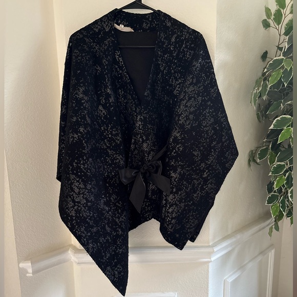 Rebecca Moses Black and Silver Poncho with Bow - Picture 3 of 8
